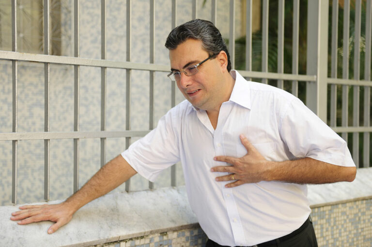 10 warning signs of a heart attack