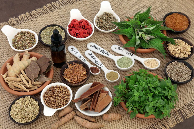 8 herbs and spices for cancer prevention
